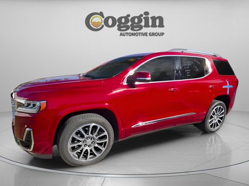 Used 2021 GMC Acadia Denali w/ Denali Technology Package image 4