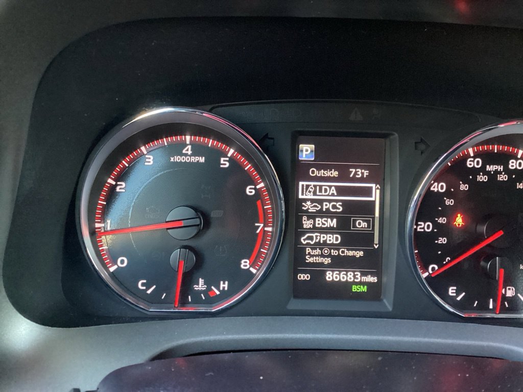 Used 2017 Toyota RAV4 SE w/ Power Extra Value Package AWD/4WD image 13