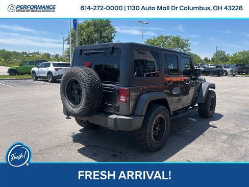 Used 2014 Jeep Wrangler Unlimited Sport w/ Quick Order Package 24S AWD/4WD image 4