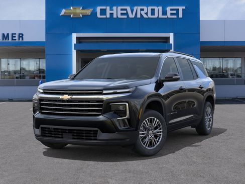 New 2026 Chevrolet Traverse LT w/ Driver Confidence Package AWD/4WD image 30