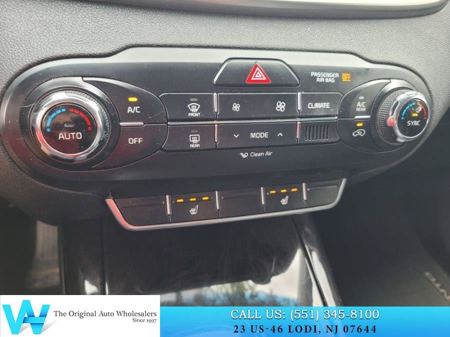 Used 2017 Kia Sorento EX AWD/4WD image 23