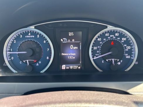 Used 2016 Toyota Camry LE FWD image 23