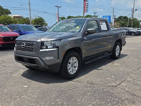 Used 2024 Nissan Frontier SV w/ SV Convenience Package RWD image 8