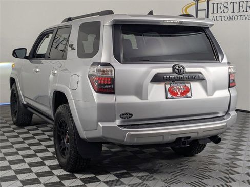 Used 2024 Toyota 4Runner TRD Off-Road image 5