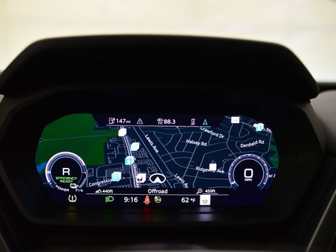 Used 2024 Audi Q4 e-tron Premium Plus image 30