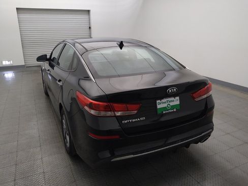 Used 2020 Kia Optima LX FWD image 6