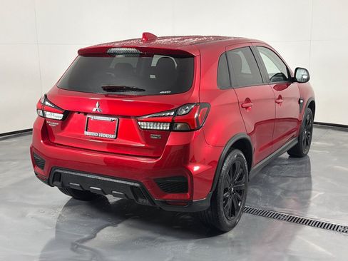 Used 2023 Mitsubishi Outlander Sport ES AWD/4WD image 5