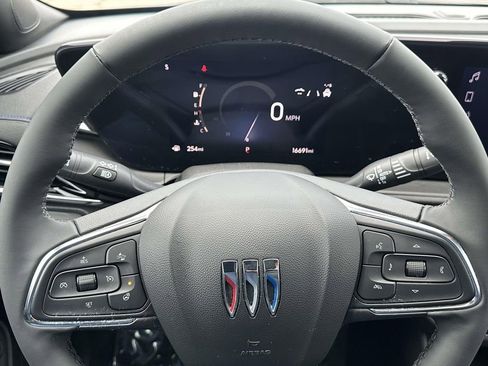 Certified 2024 Buick Envista Sport Touring w/ Convenience I Package image 23