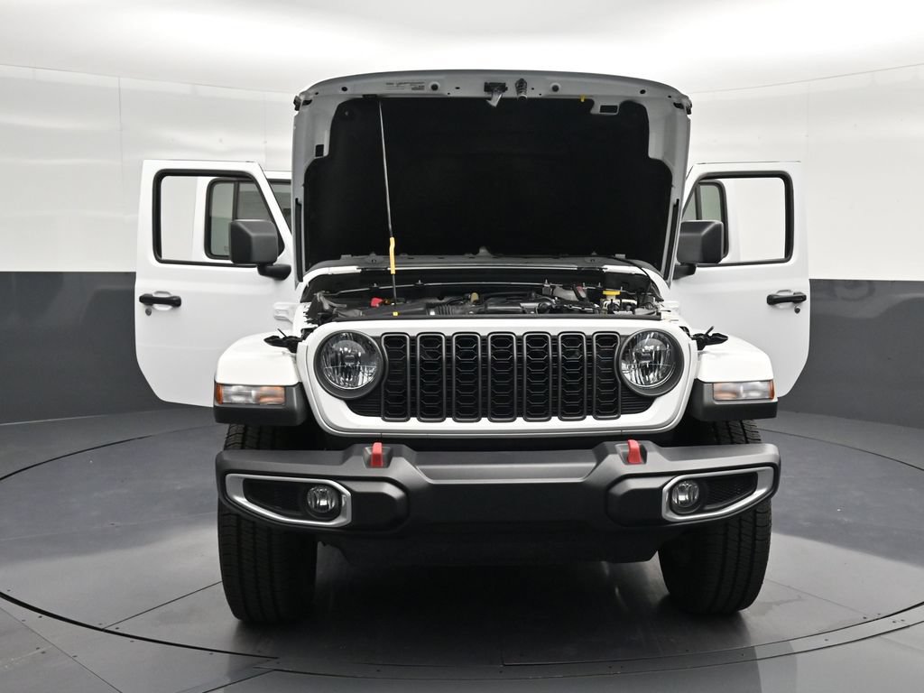 Used 2025 Jeep Gladiator Sport AWD/4WD image 33