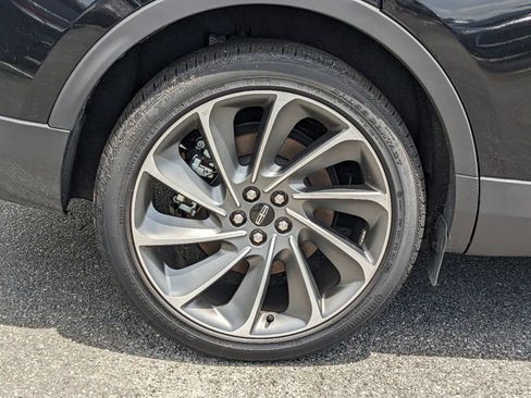 Certified 2023 Lincoln Nautilus Reserve w/ Equipment Group 202A image 13