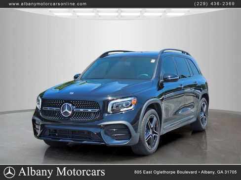 Used 2023 Mercedes-Benz GLB 250 image 1
