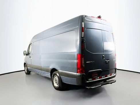 Used 2019 Mercedes-Benz Sprinter 170 image 3