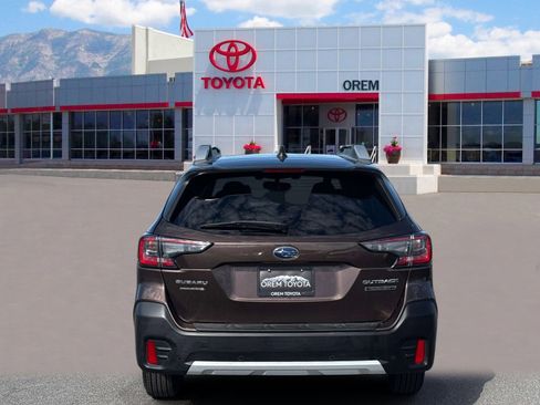 Used 2021 Subaru Outback Touring XT AWD/4WD image 4