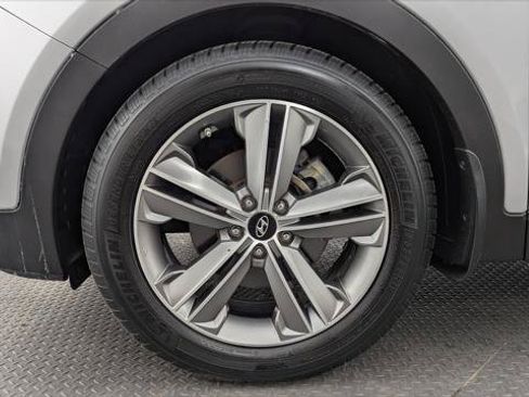 Used 2014 Hyundai Santa Fe Limited w/ Ultimate Package 07 FWD image 30