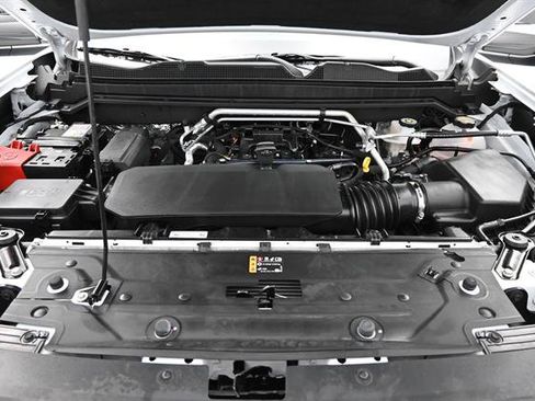 Used 2026 GMC Canyon AT4 AWD/4WD image 18
