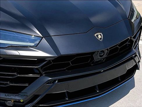 Used 2019 Lamborghini Urus AWD/4WD image 27