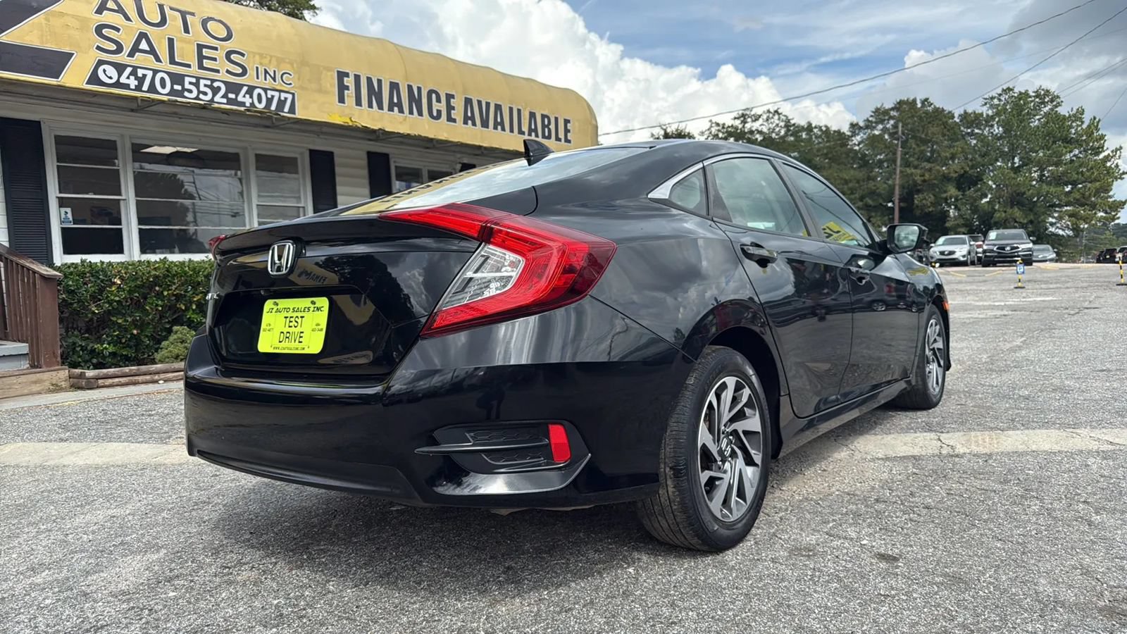 Used 2018 Honda Civic EX image 7