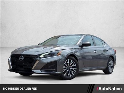 Used 2024 Nissan Altima 2.5 SV