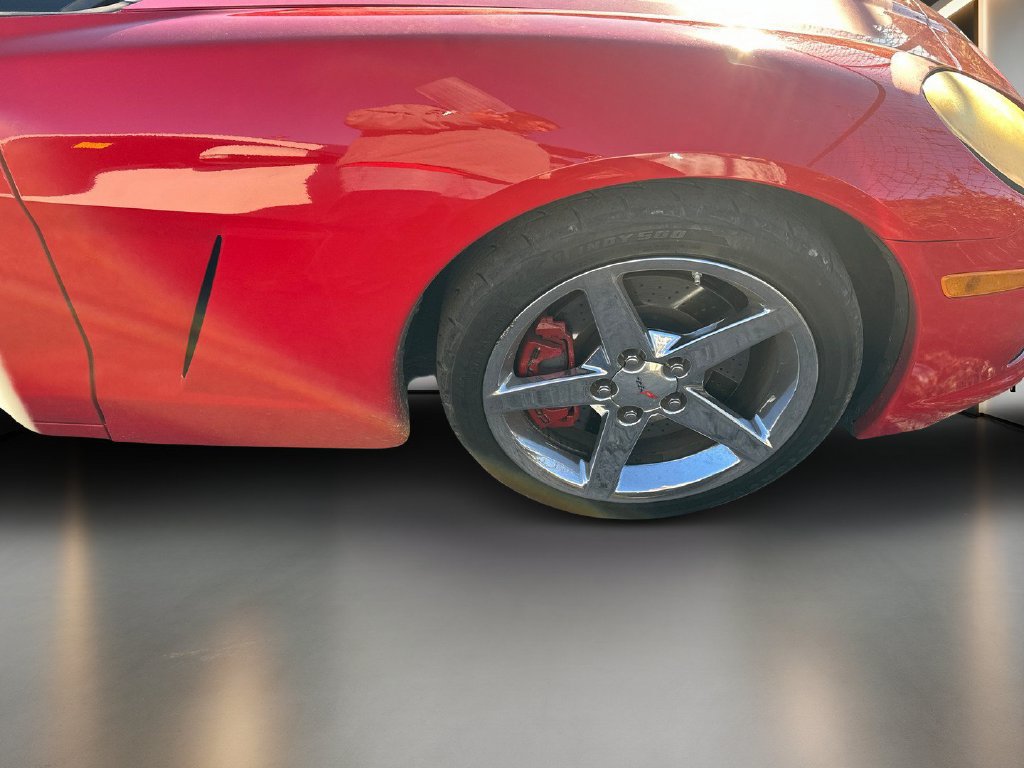 Used 2007 Chevrolet Corvette Coupe w/ Preferred Equipment Group RWD image 5