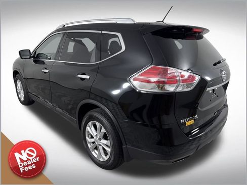 Used 2015 Nissan Rogue SV w/ SV Premium Package image 6