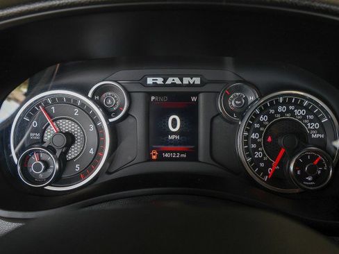 Used 2024 RAM 2500 Tradesman w/ Chrome Appearance Group AWD/4WD image 24