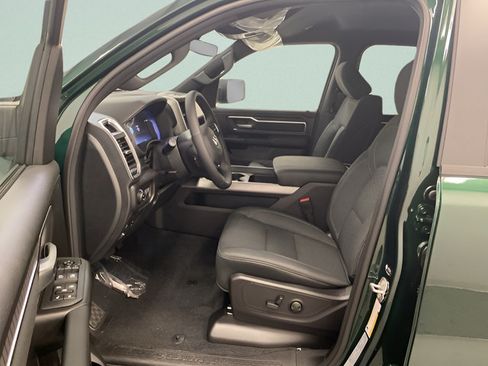 New 2026 RAM 1500 Big Horn AWD/4WD image 8