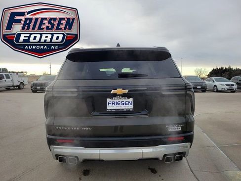 Used 2024 Chevrolet Traverse RS AWD/4WD image 7