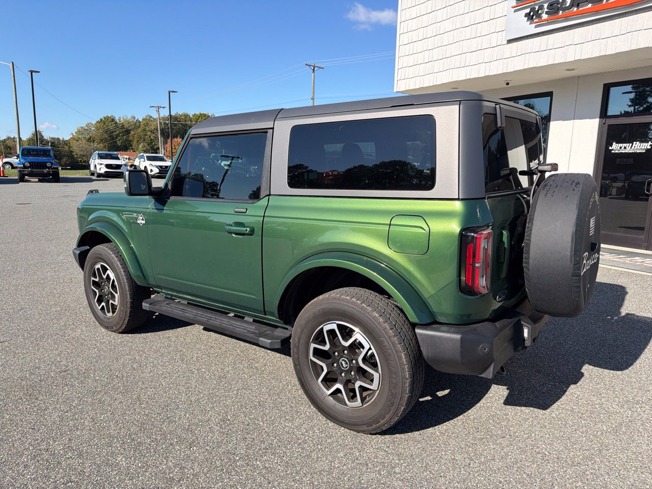 Used 2022 Ford Bronco Outer Banks AWD/4WD image 6