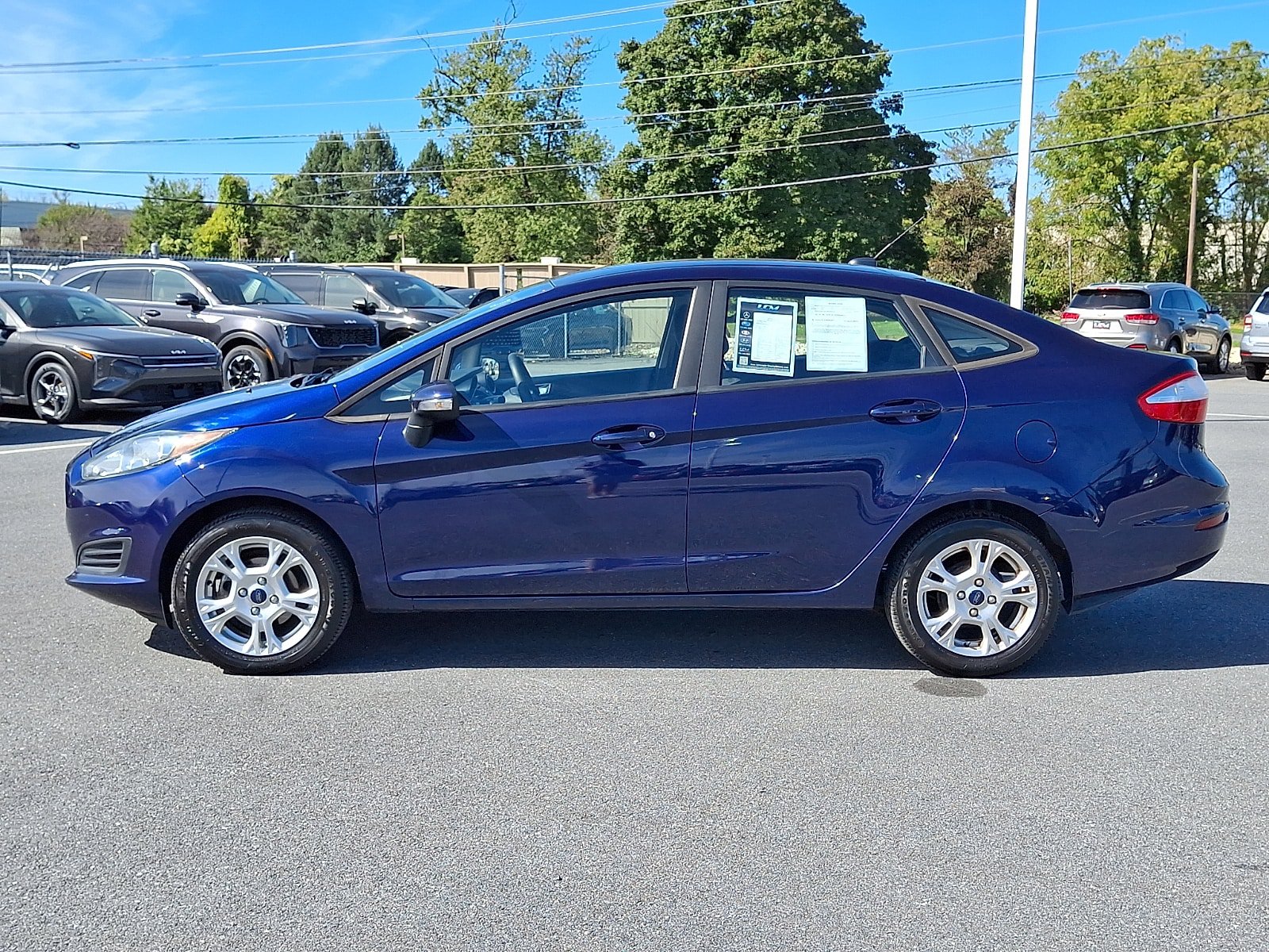 Used 2016 Ford Fiesta SE FWD image 8