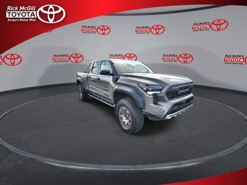 New 2026 Toyota Tacoma 4x4 Double Cab Hybrid image 2