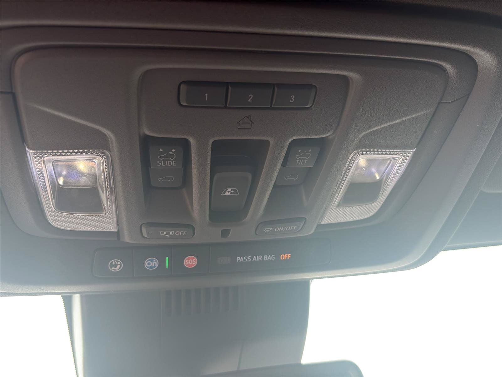 Used 2022 GMC Sierra 1500 Denali AWD/4WD image 34
