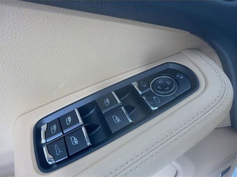 New 2026 Porsche Macan S AWD/4WD image 8