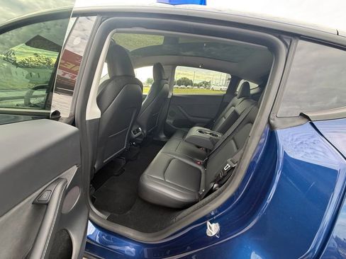 Used 2023 Tesla Model Y Performance image 59