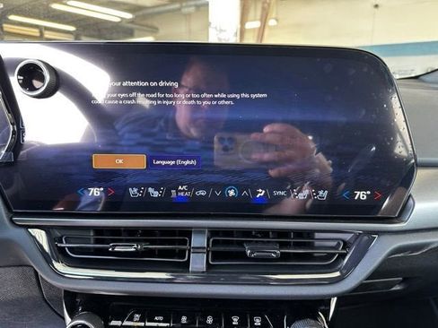 New 2025 Chevrolet Equinox EV RS w/ Active Safety Package 3 image 18