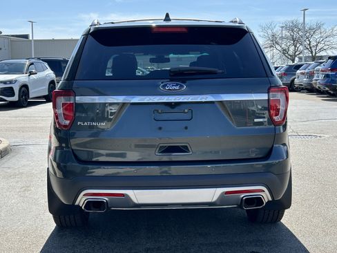 Used 2016 Ford Explorer Platinum image 6