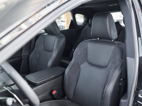 Used 2024 Lexus RX 350 w/ Convenience Package image 33