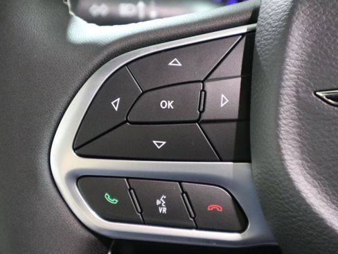 New 2026 Chrysler Pacifica Select image 29