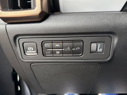 Used 2025 GMC Hummer EV 3X AWD/4WD image 52