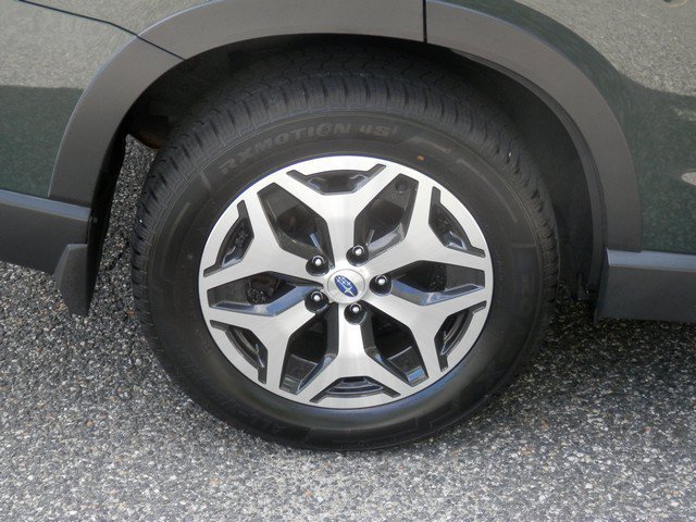 Used 2023 Subaru Forester Premium AWD/4WD image 11