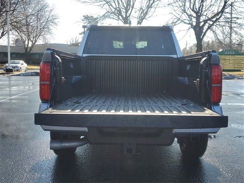 New 2026 Toyota Tacoma SR5 image 8