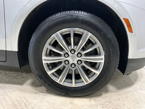Used 2019 Cadillac XT5 Luxury AWD/4WD image 9