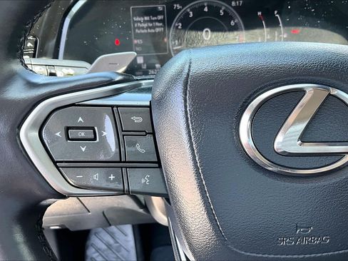 Used 2024 Lexus NX 250 FWD image 23
