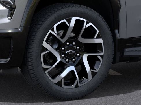 New 2025 Chevrolet Silverado EV RST image 35