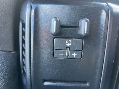 Used 2015 Chevrolet Silverado 2500 W/T w/ Snow Plow Prep Package image 25