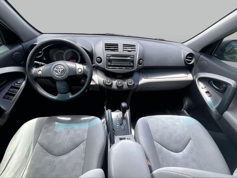Used 2012 Toyota RAV4 FWD w/ Value Pkg image 12