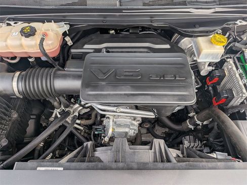 Certified 2022 RAM 1500 Big Horn image 27