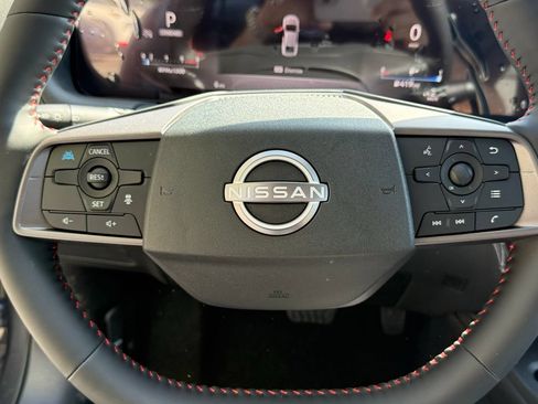 New 2026 Nissan Sentra SR w/ SR Premium Package FWD image 8