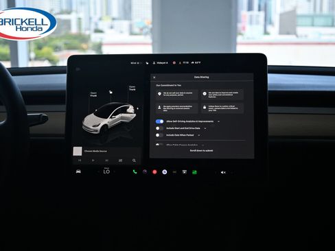 Used 2023 Tesla Model 3 Standard Range RWD image 23