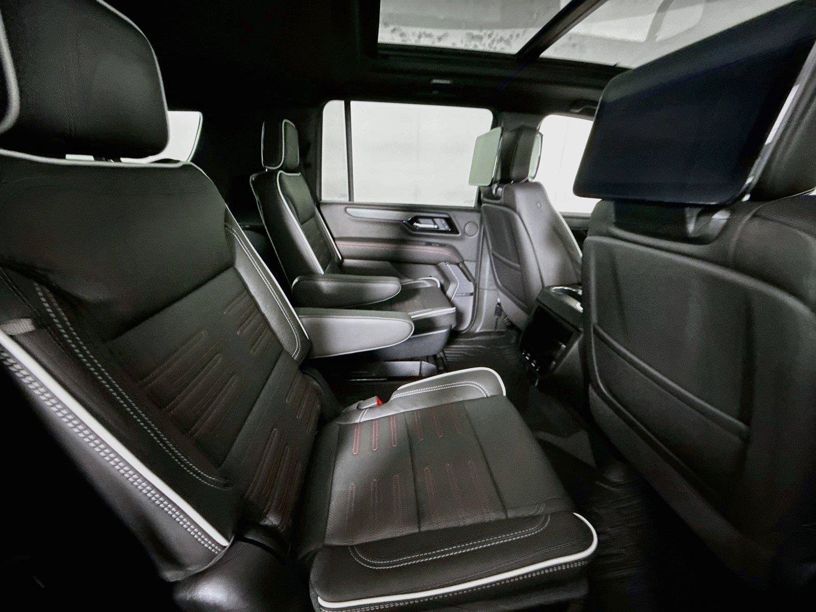 New 2027 GMC Yukon XL AT4 Ultimate w/ LPO, Floor Liner Package AWD/4WD image 24