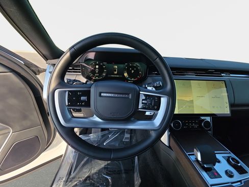 Used 2023 Land Rover Range Rover SE AWD/4WD image 17